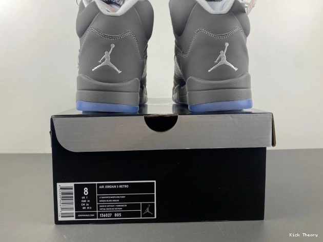 Kicked Out Shoe Store Retro Jordan 136027-005 Grey 5 Air Wolf 0804